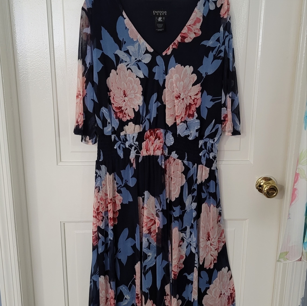 Ladies dress